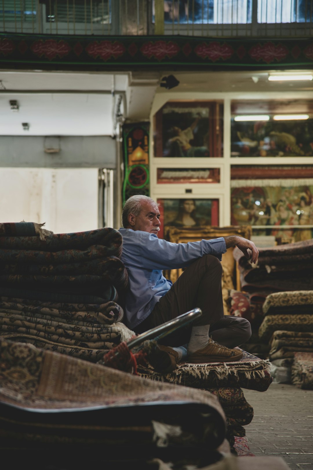 Видалення плям з килима